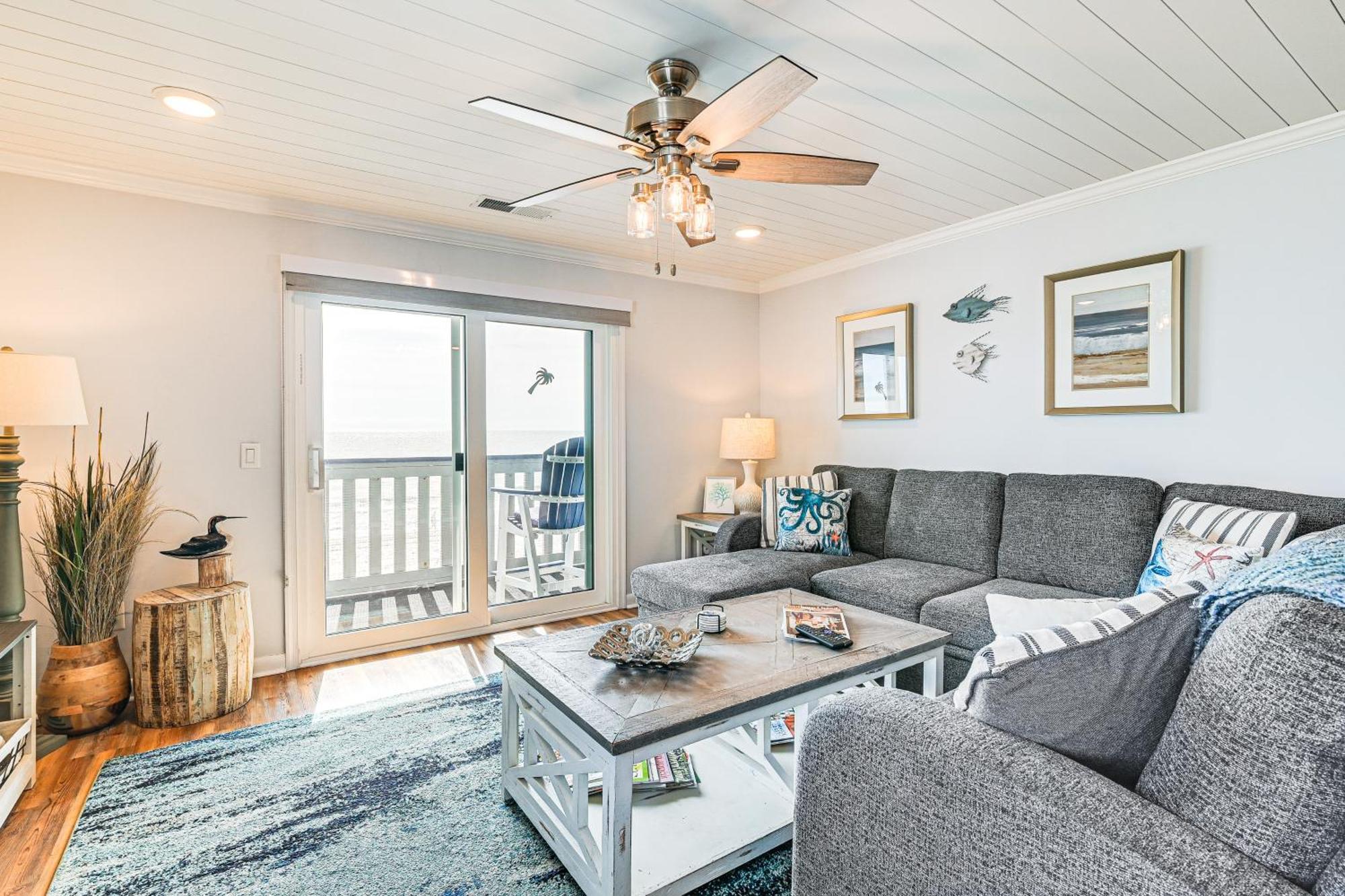 On-The-Beach Escape Oceanfront In Surfside! Myrtle Beach Eksteriør bilde